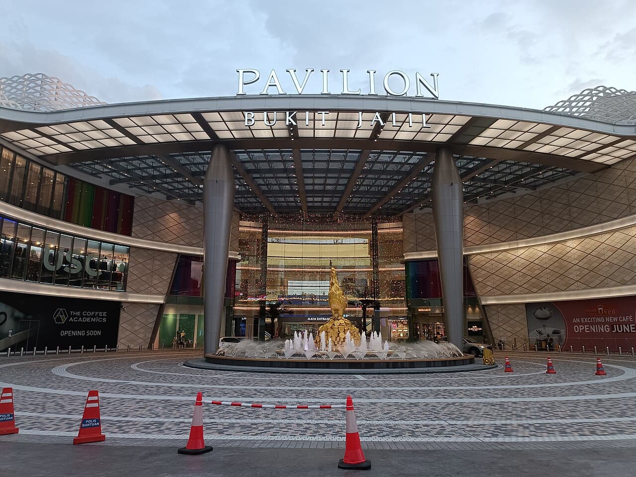 Pavilion Bukit Jalil commercial-area context