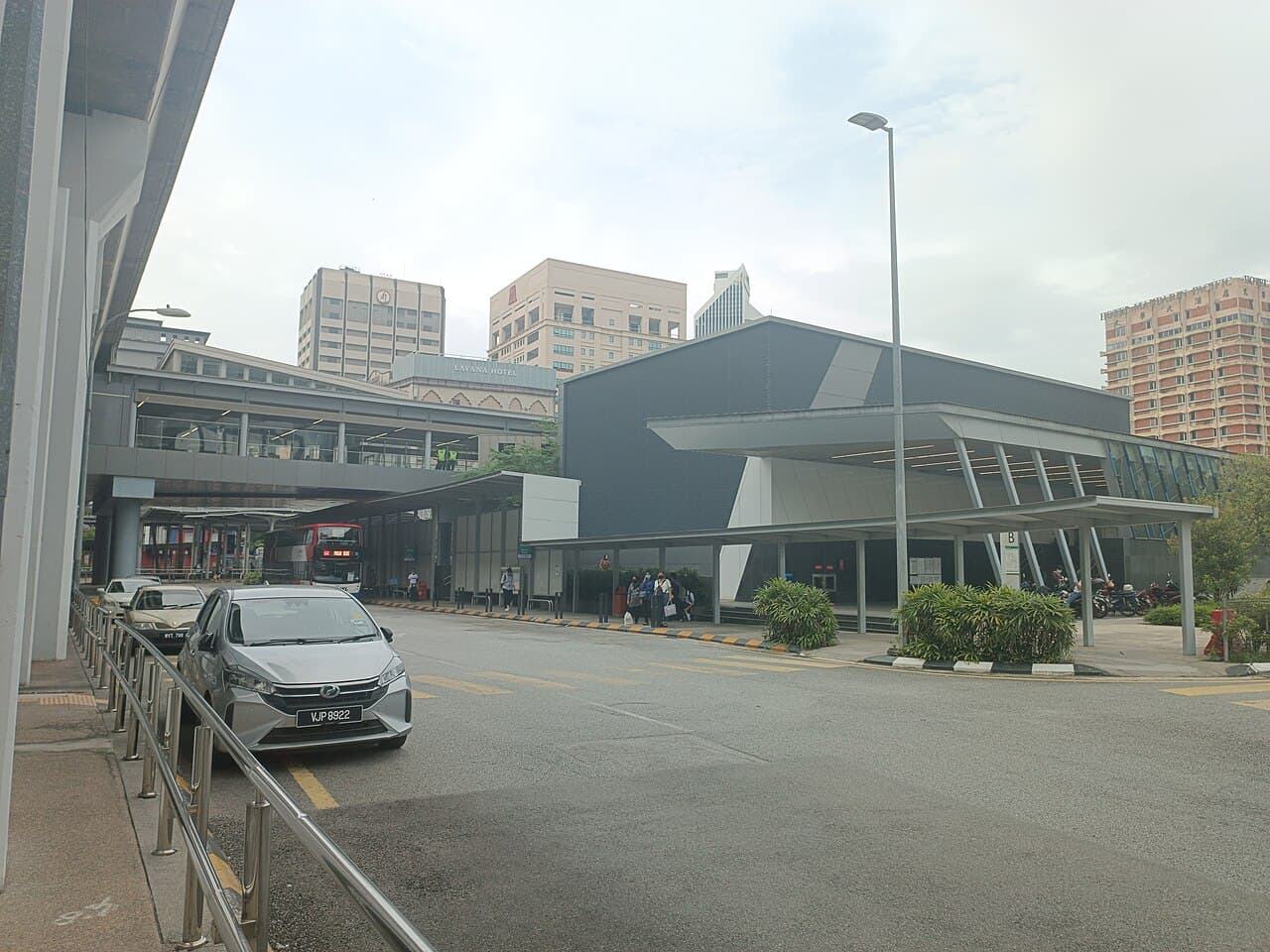 Pasar Seni public-transport access near Petaling Street