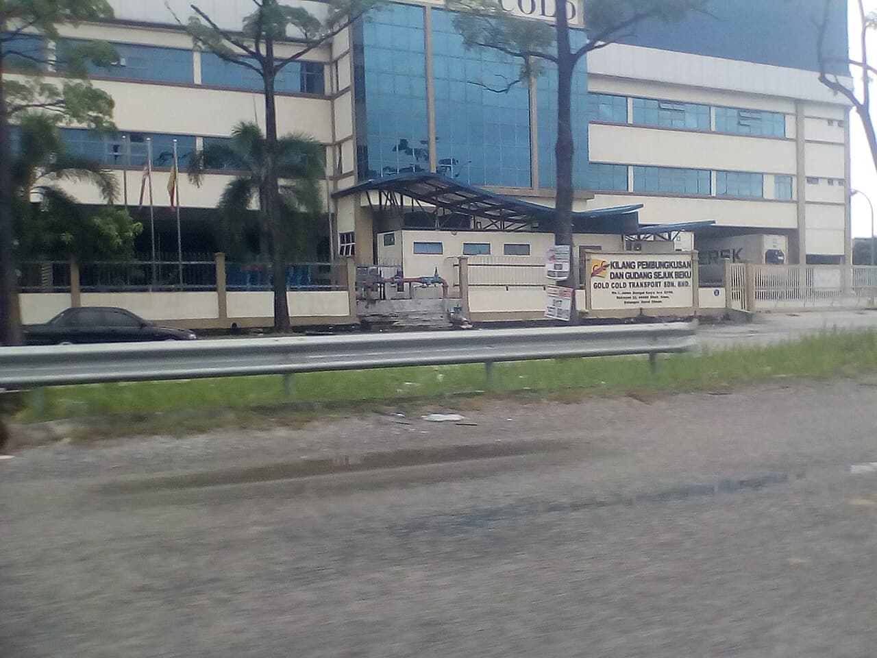 Industrial park context in Shah Alam — surrounding-area context only
